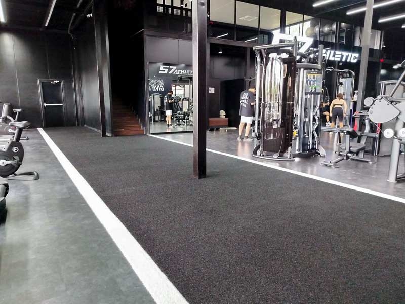 แต่งพื้นฟิตเนส 57 ATHLETIC GYM